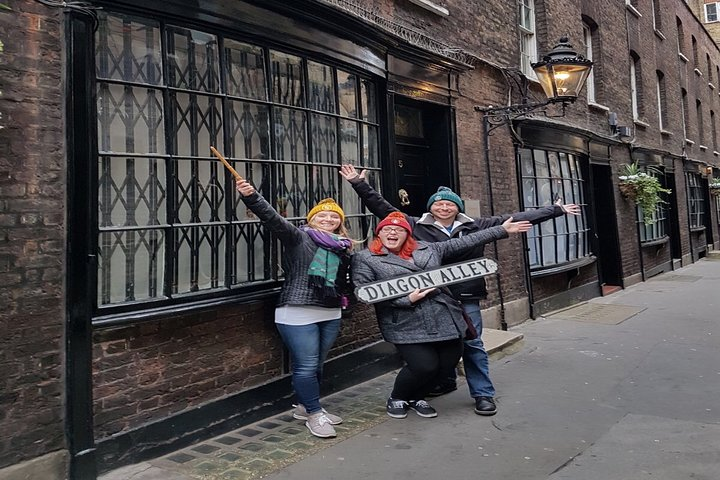 Off we go to find Harry in the Countryside